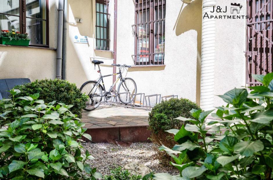 J&J Apartments Lazienna 30 Apartament 10-5 Thorn Exterior foto