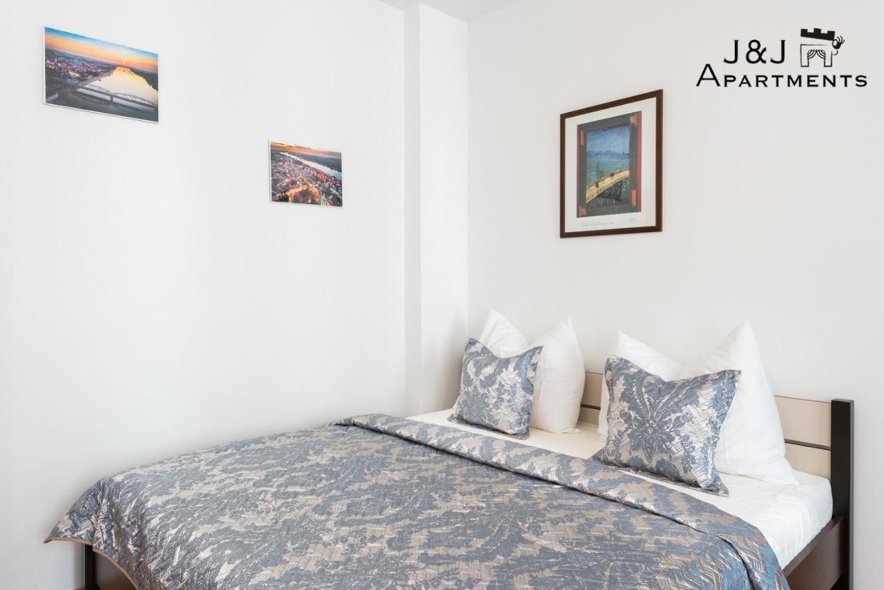 J&J Apartments Lazienna 30 Apartament 10-5 Thorn Exterior foto